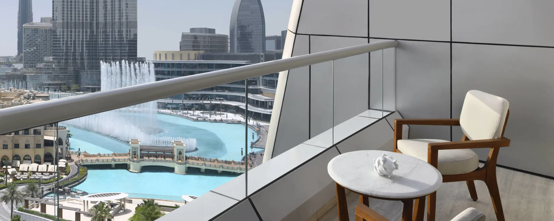 The Address Downtown in Dubai:  The Address Downtown - Premier Fountain Blick Zimmer