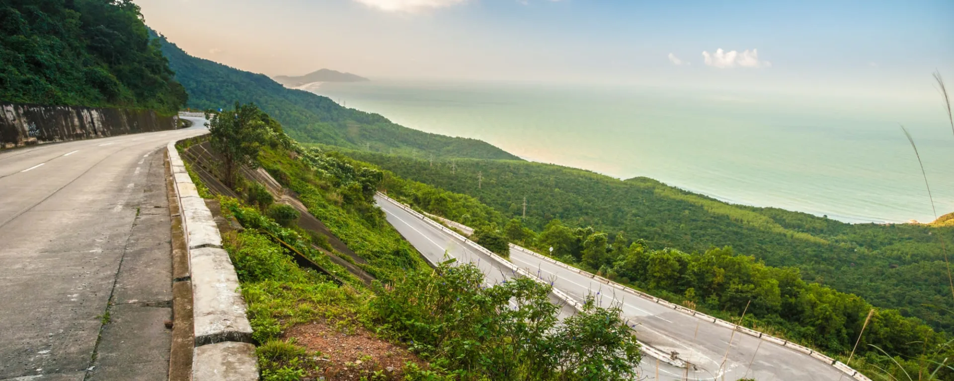 Über den Wolkenpass, Hue-Danang, DE, Halbtägig: Vietnam Hai Van Pass 