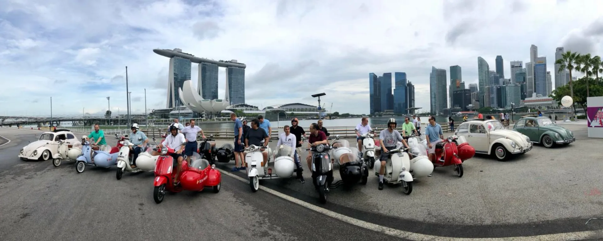 Singapur Vespa bei Nacht, EN, Gruppe: Singapur Vespa Ausflug