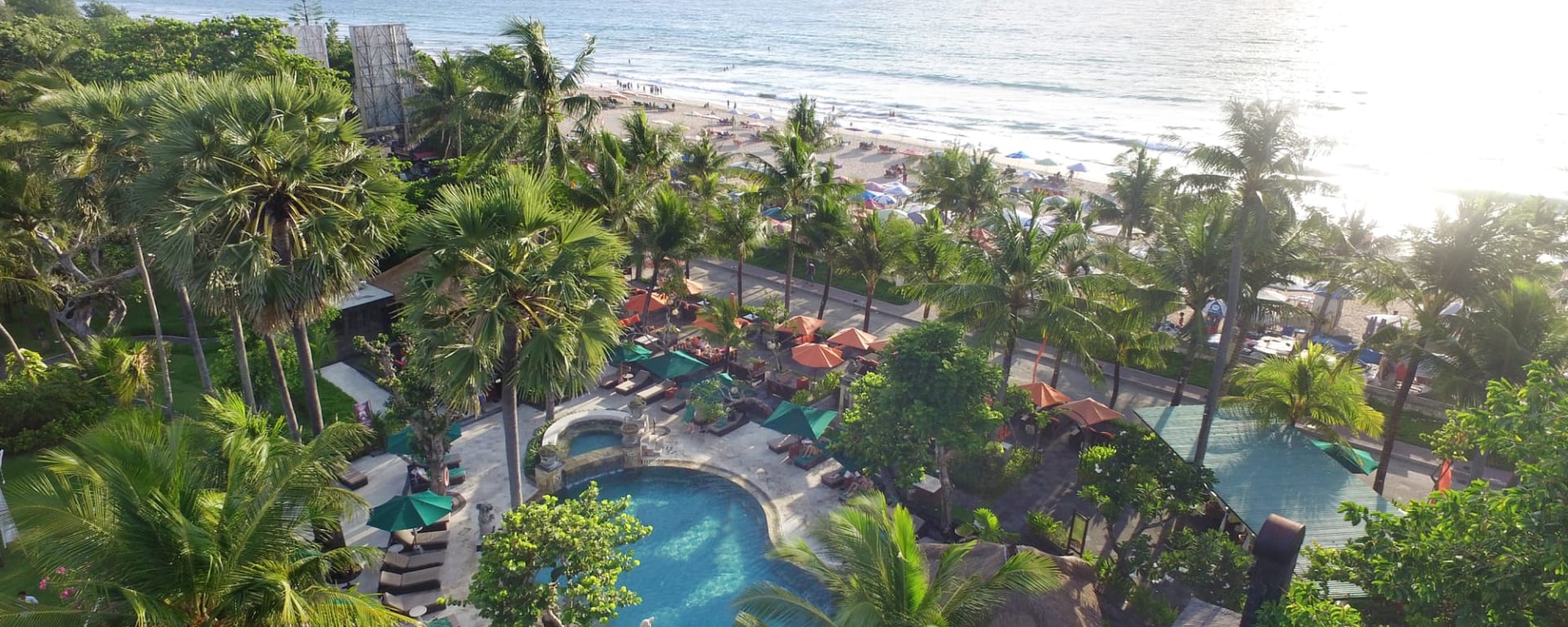 Legian Beach Hotel in Süd-Bali:  Legian Beach Luftaufnahme