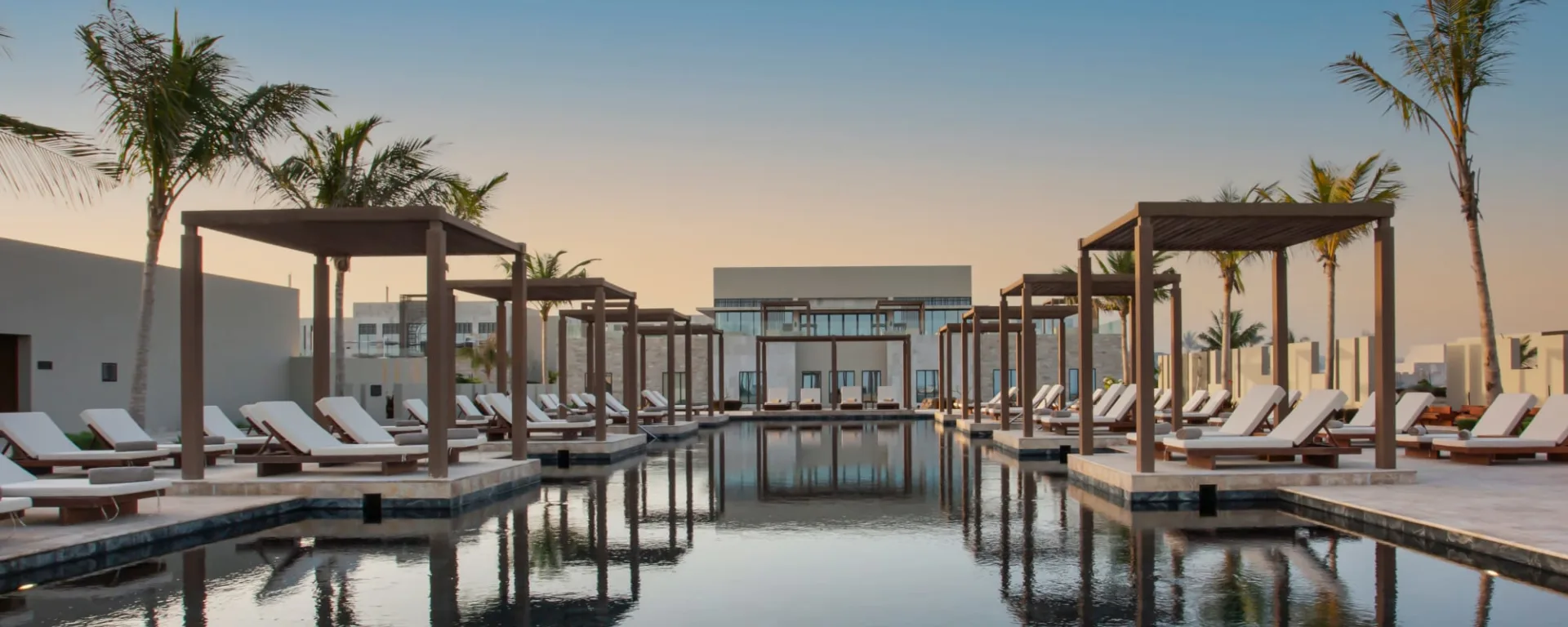 Alila Hinu Bay in Salalah:  Oman Alila Hinu Bay Swimmingpool