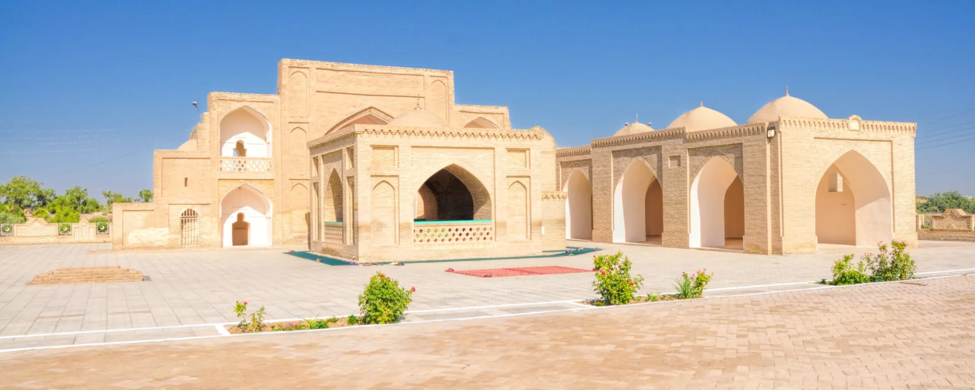 Reise ins Herz der Seidenstraße ab Tashkent: Turkmenistan Merw Moschee von Jusuf Khamadani
