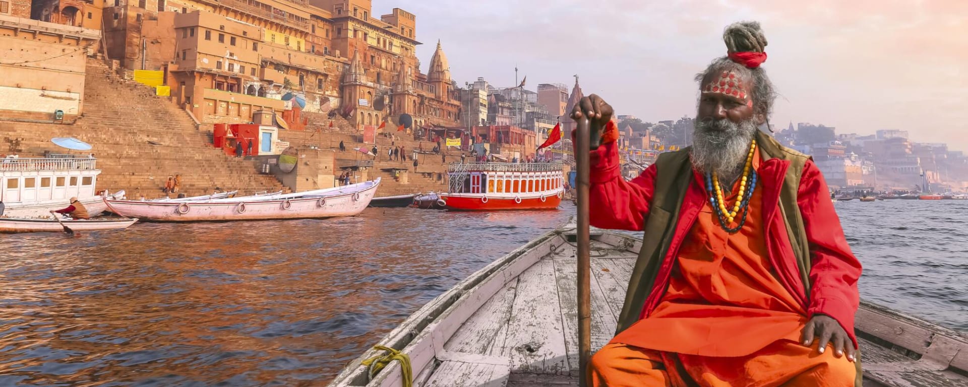 Erlebnis Indien mit Ganges ab Delhi: Indien Varanasi Sadhu