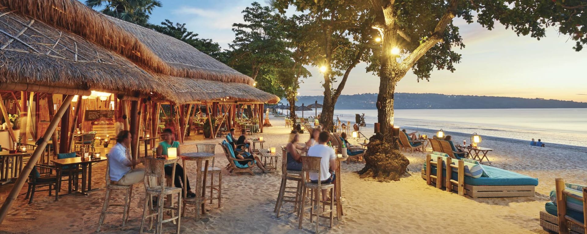 Jimbaran Puri, A Belmond Hotel Bali in Süd-Bali:  Jimbaran Puri A Belmond Hotel Bali - Strand Bar