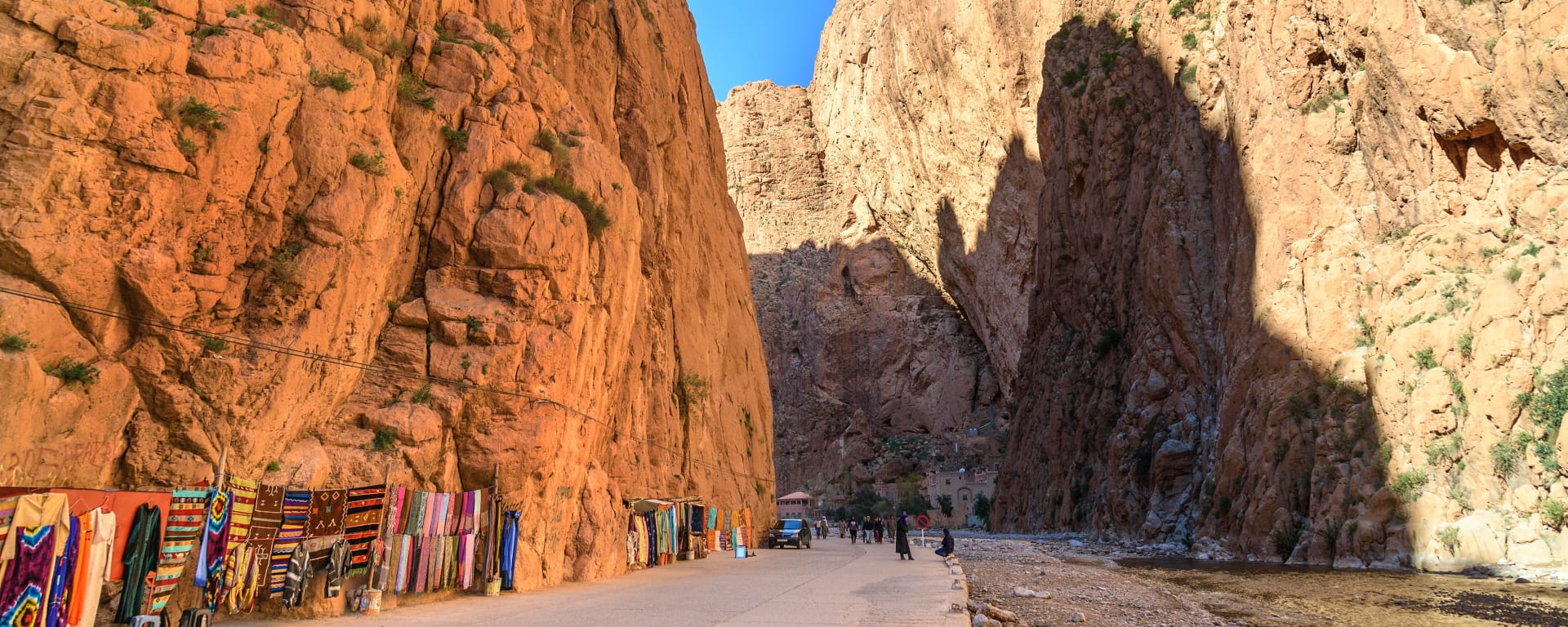 Hoher Atlas & tiefe Schluchten ab Marrakesch: Marokko Todra Schlucht