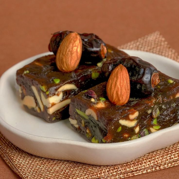 dates burfi