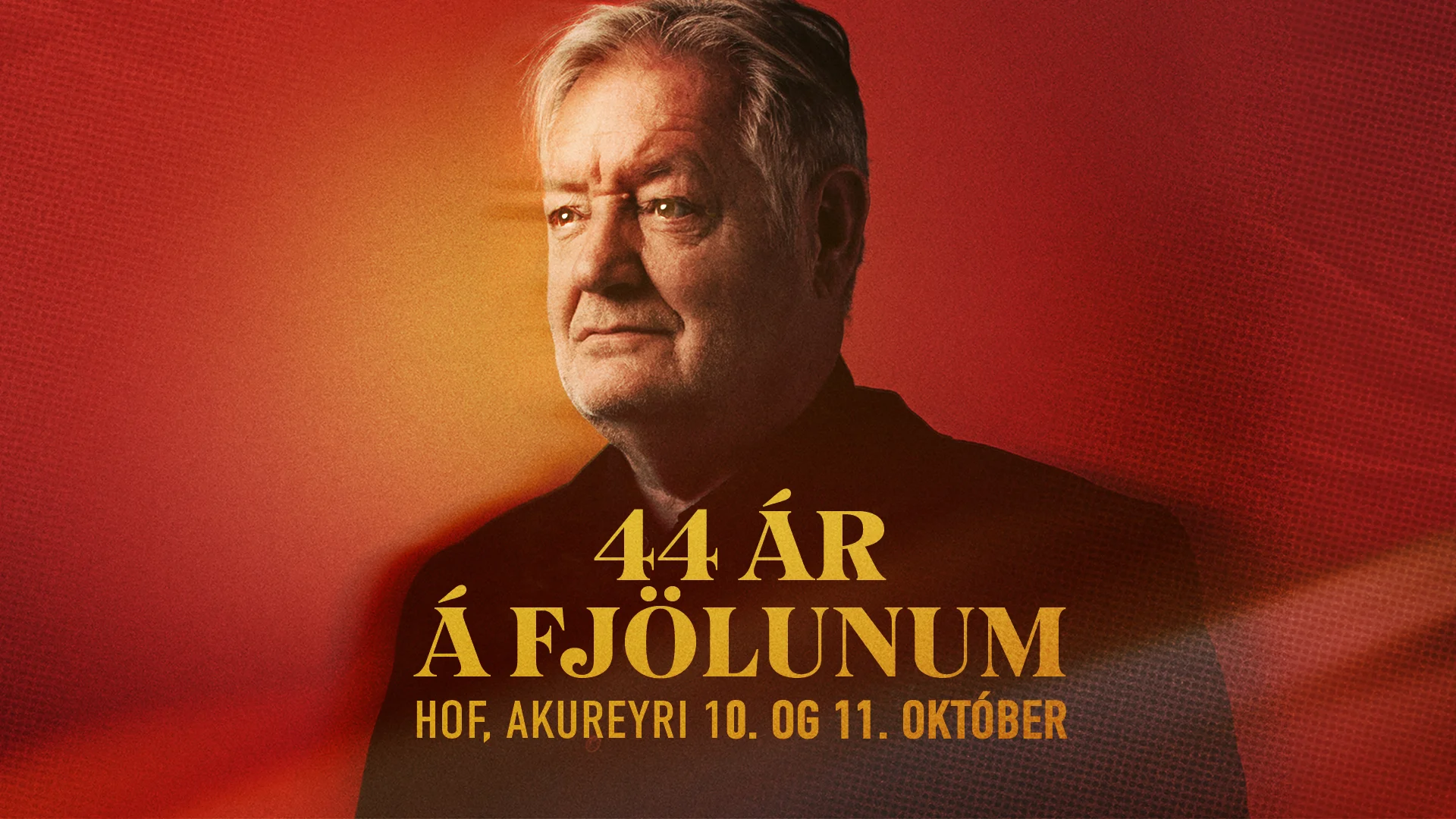44 ár á fjölunum
