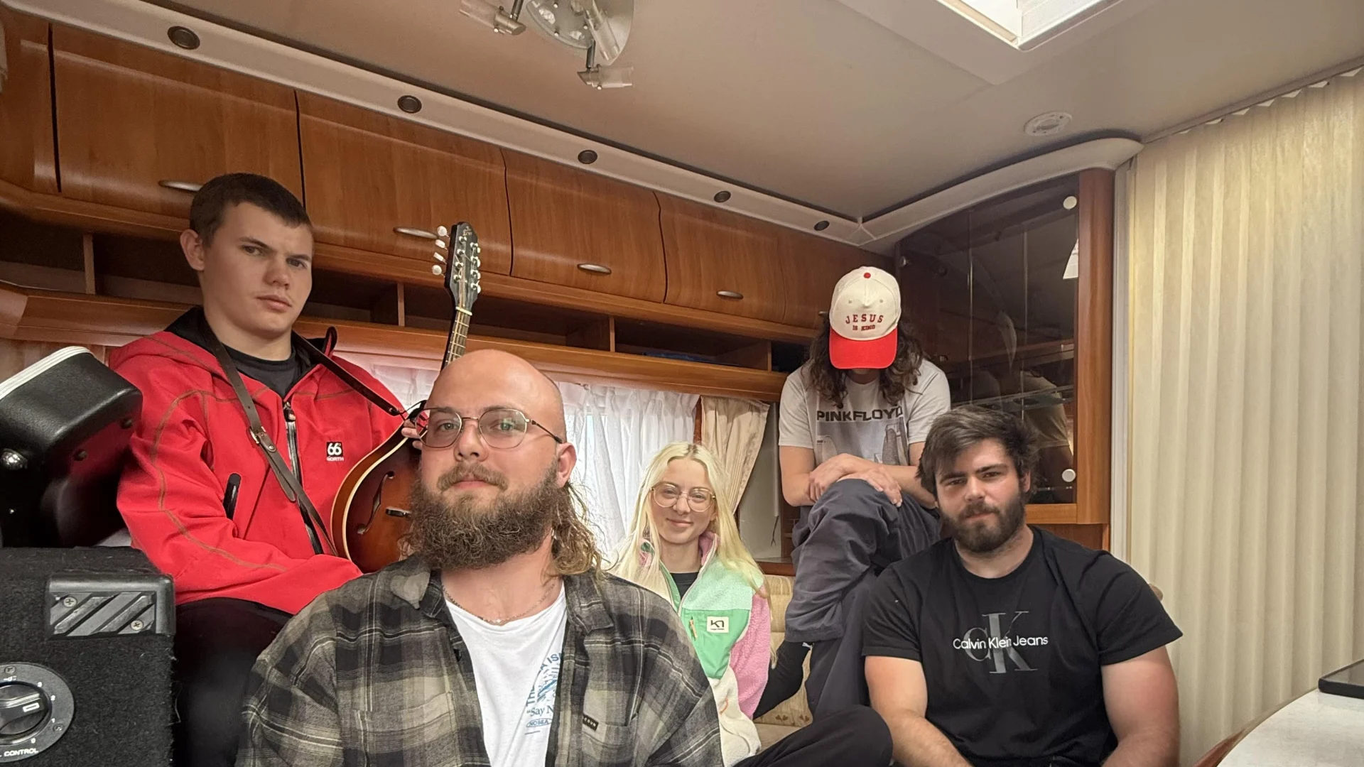 Chögma, Krownest og Sót