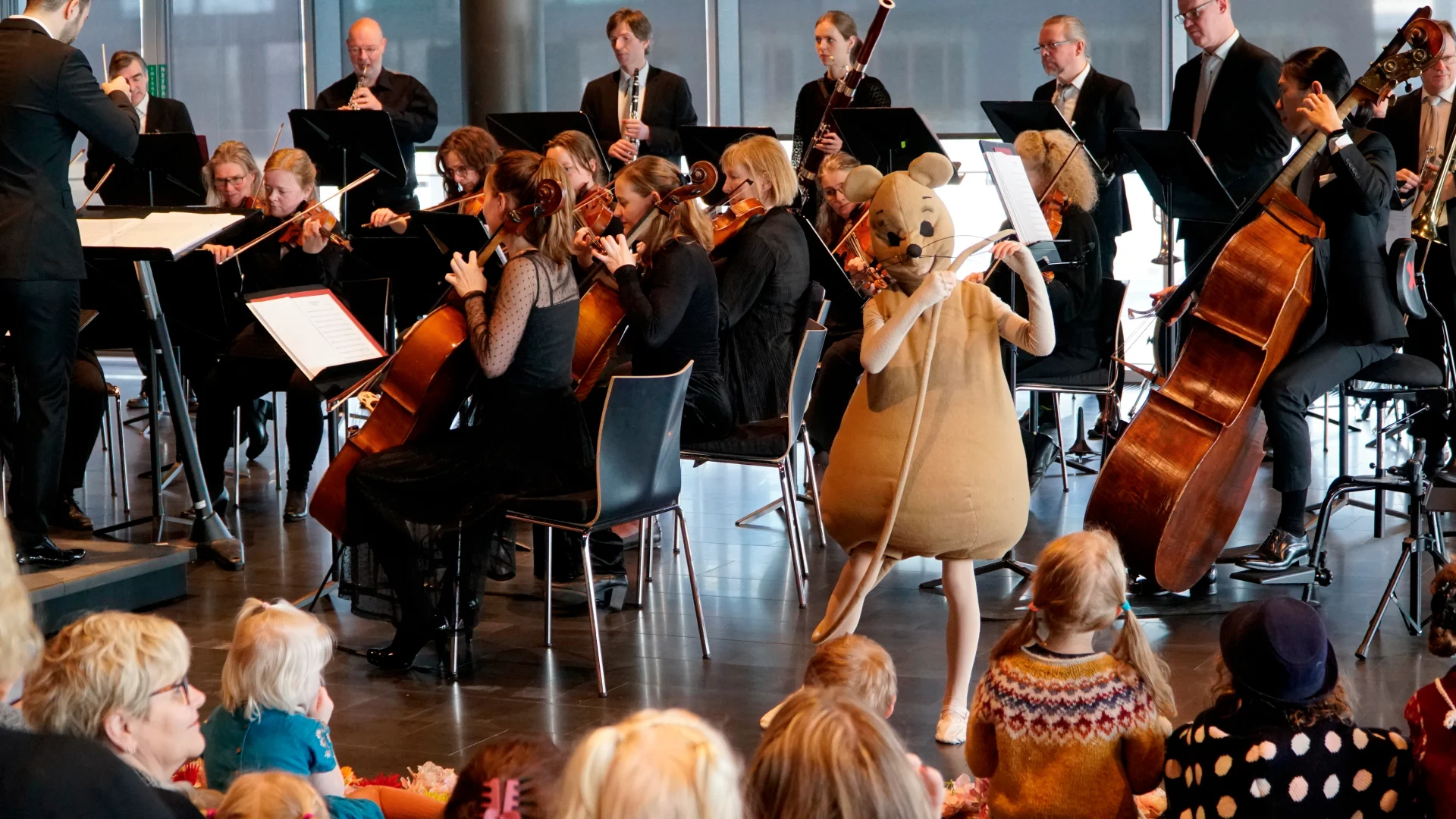 The Tiny Baton - Family concert