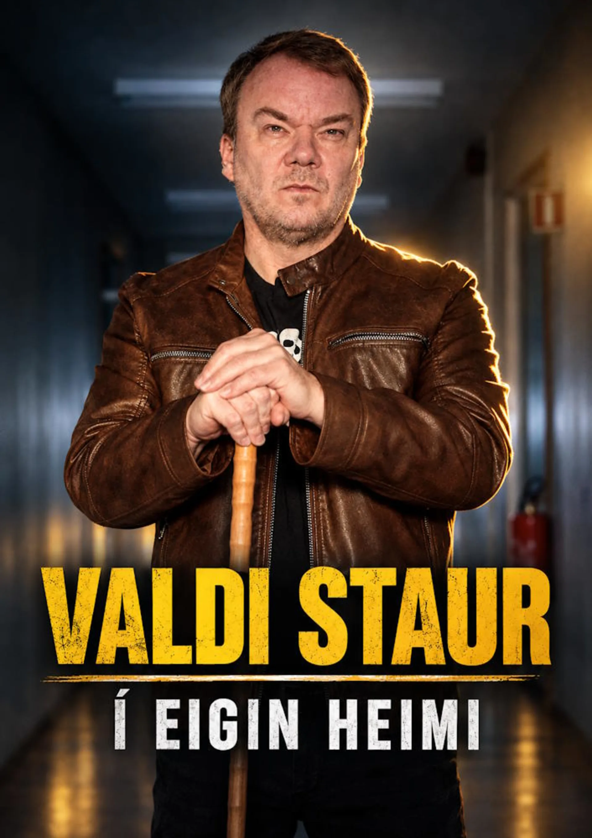 Valdi Staur - Í eigin heimi