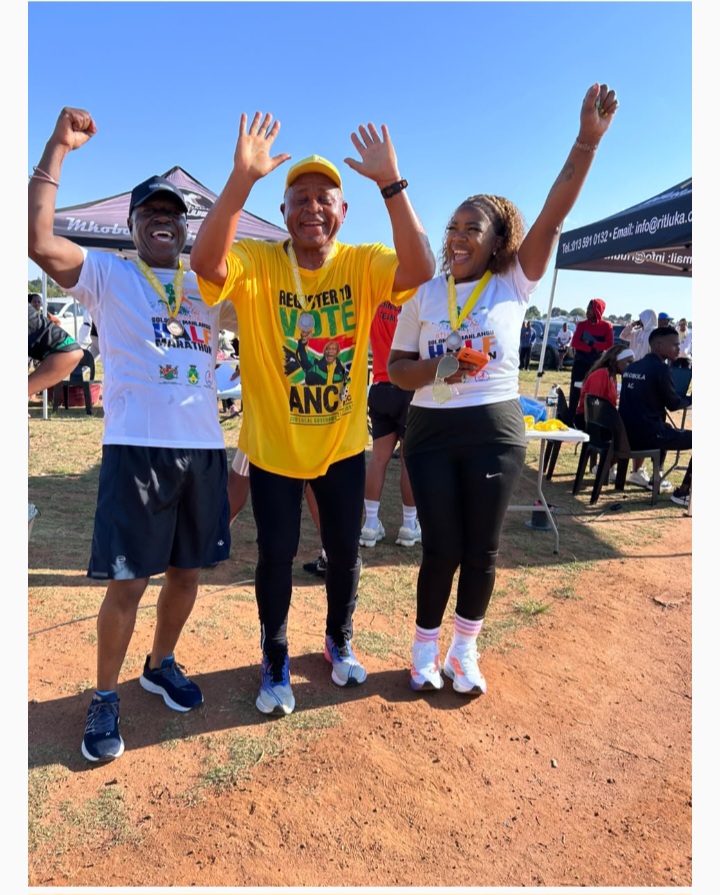 They Run 10km Every Year Just to Remember One Person