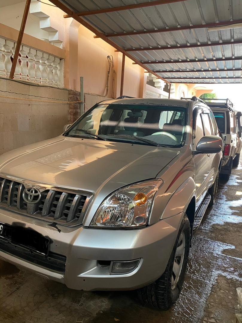 Toyota Prado 2009, bien entretenu, à saisir