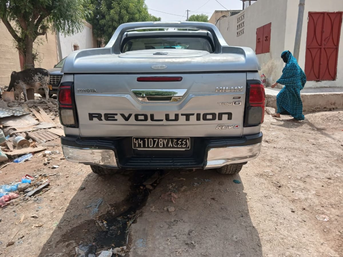 Toyota Hilux 2020, look sport, 121 000 km