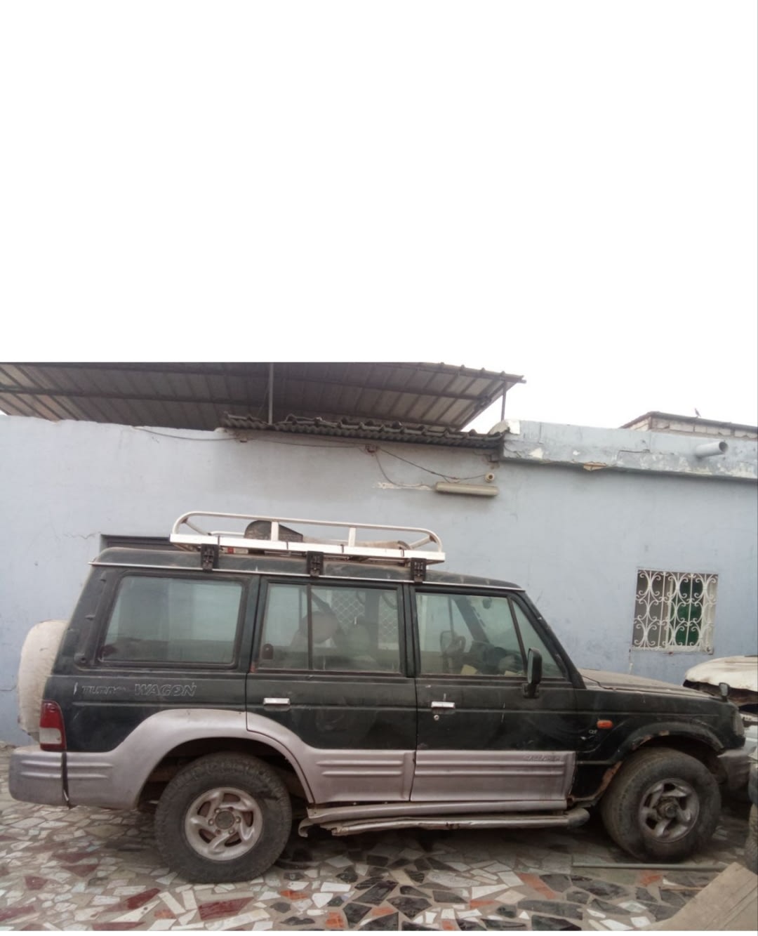 Hyundai Galloper Turbo Wagon 4x4 avec moteur neuf