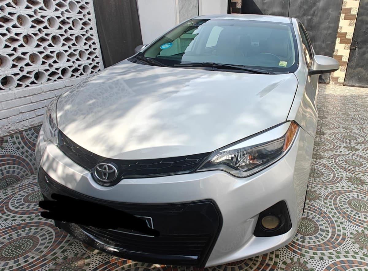 Toyota Corolla 2016, automatique, 117 000km, très bon état