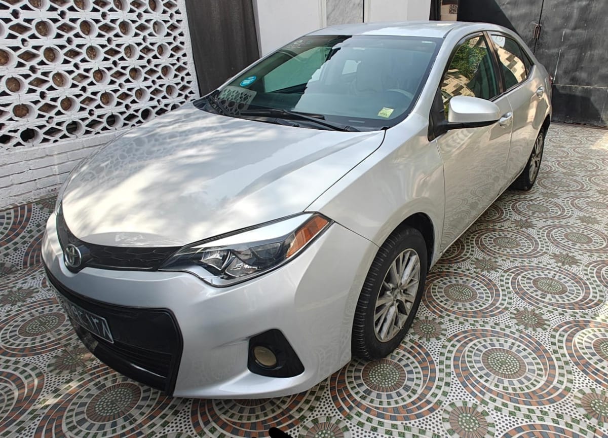 Toyota Corolla 2016, automatique, 117 000km, très bon état