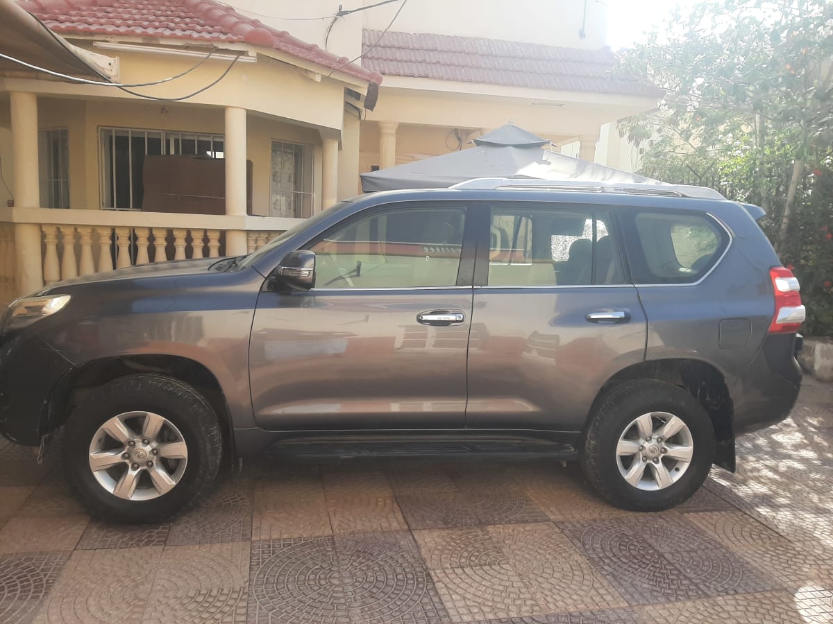 Toyota prado 2015 très bon état général