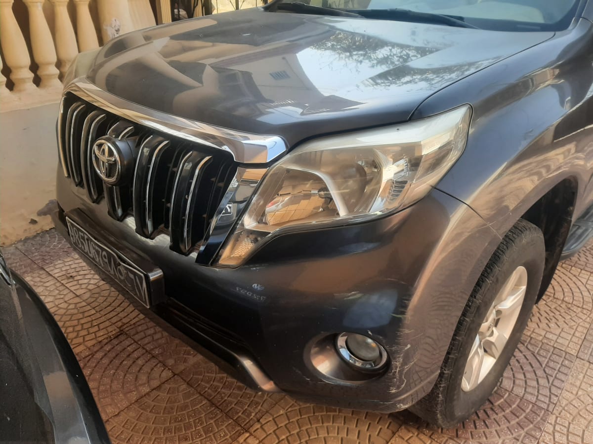 Toyota prado 2015 très bon état général