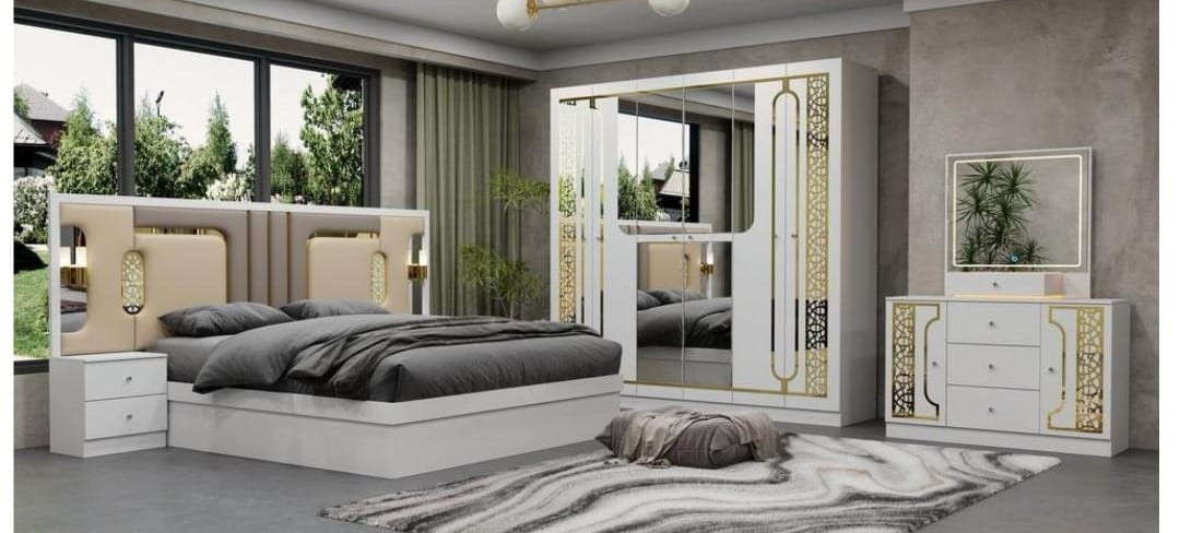 Chambre à coucher complète blanc et doré, neuve, luxe