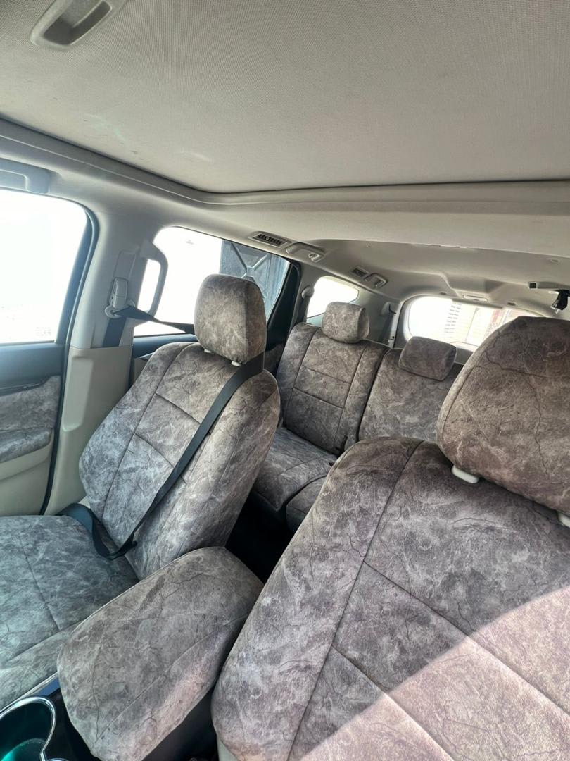 Mitsubishi Pajero Sport noir, 60 000 km, essence
