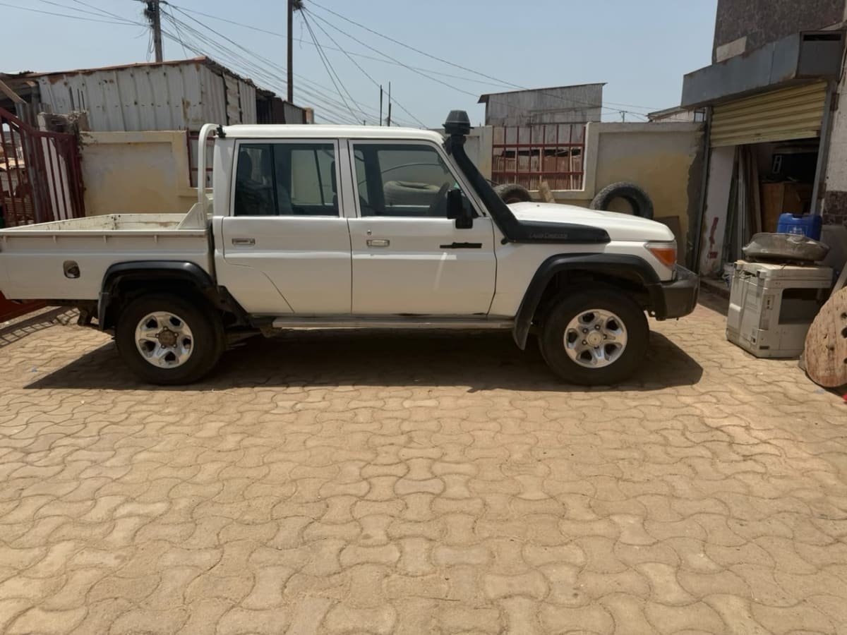 Toyota Land Cruiser 79 pick-up double cabine 2022