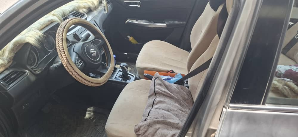 Suzuki avec compteur 36 970 km, boîte automatique
