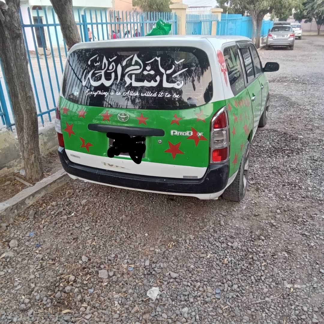 Toyota probox, look sportif customisé, à saisir
