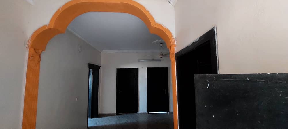 Maison F3 + séjour, 2 toilettes à louer à Hodan 2