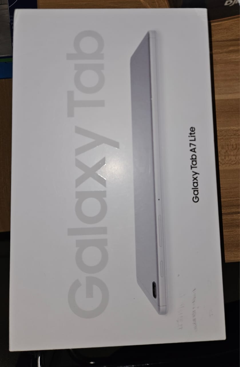 Samsung Galaxy Tab A7 Lite neuve, encore emballée