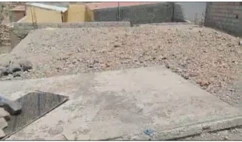 Parcelle Terrain à Arta , Quartier Hadji Dhereh 150 m2 avec travaux effectués 