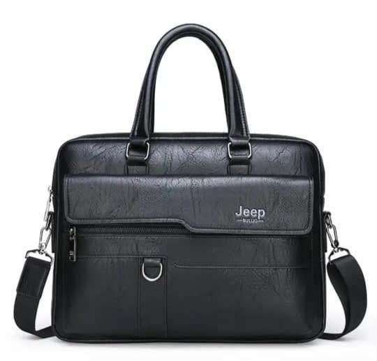 Sac professionnel Jeep en cuir marron, élégant et spacieux
