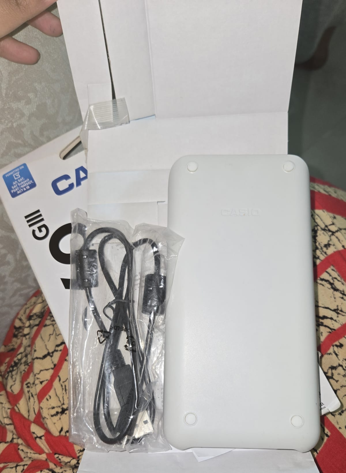 Calculatrice graphique Casio fx-9860GIII, quasi neuve