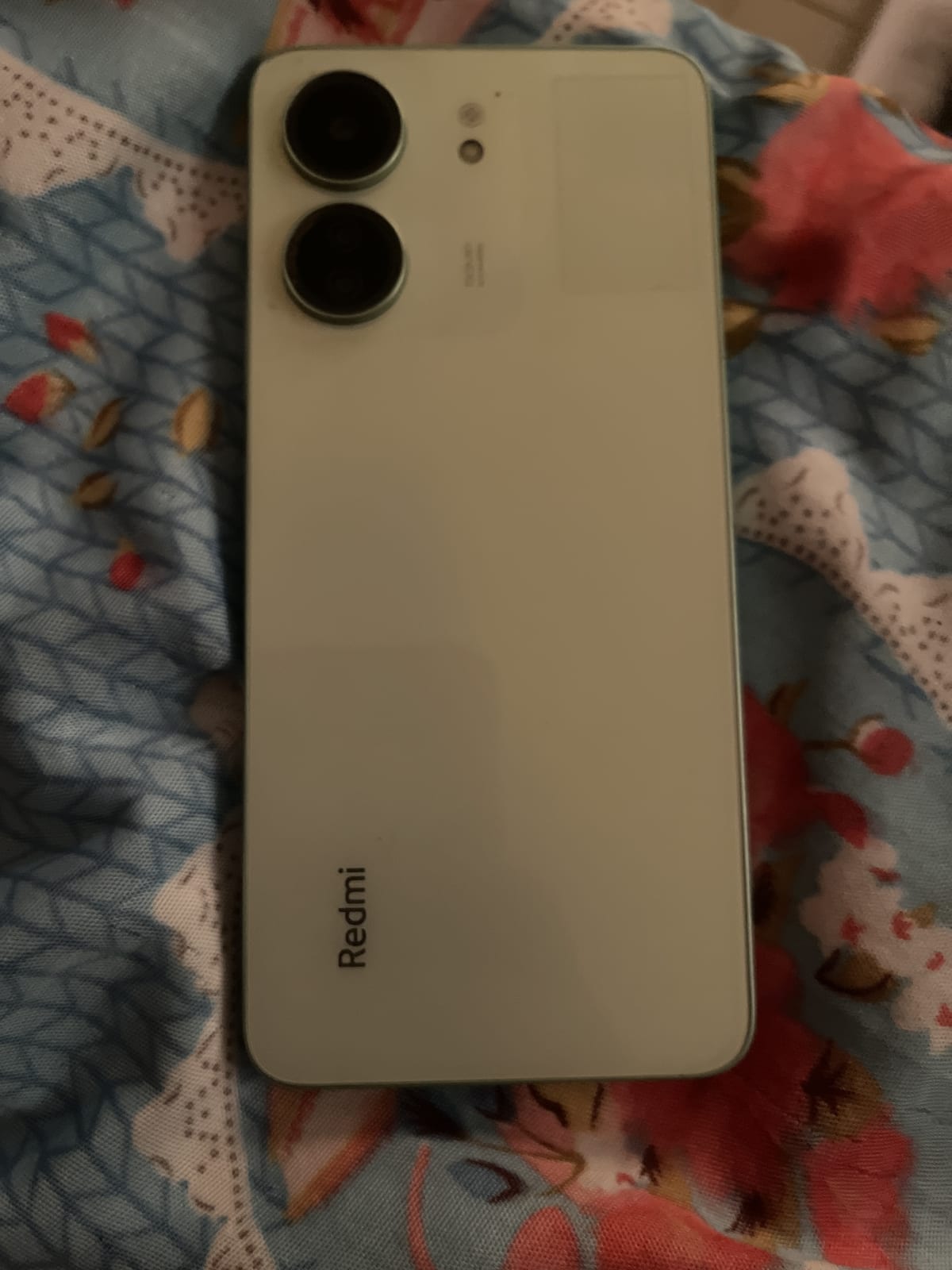Redmi 13C 4Go/128Go à saisir