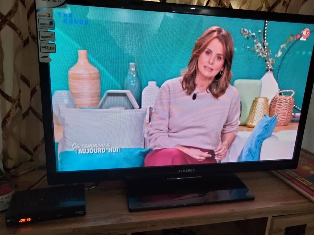 TV Samsung Série 4 en bon état de marche
