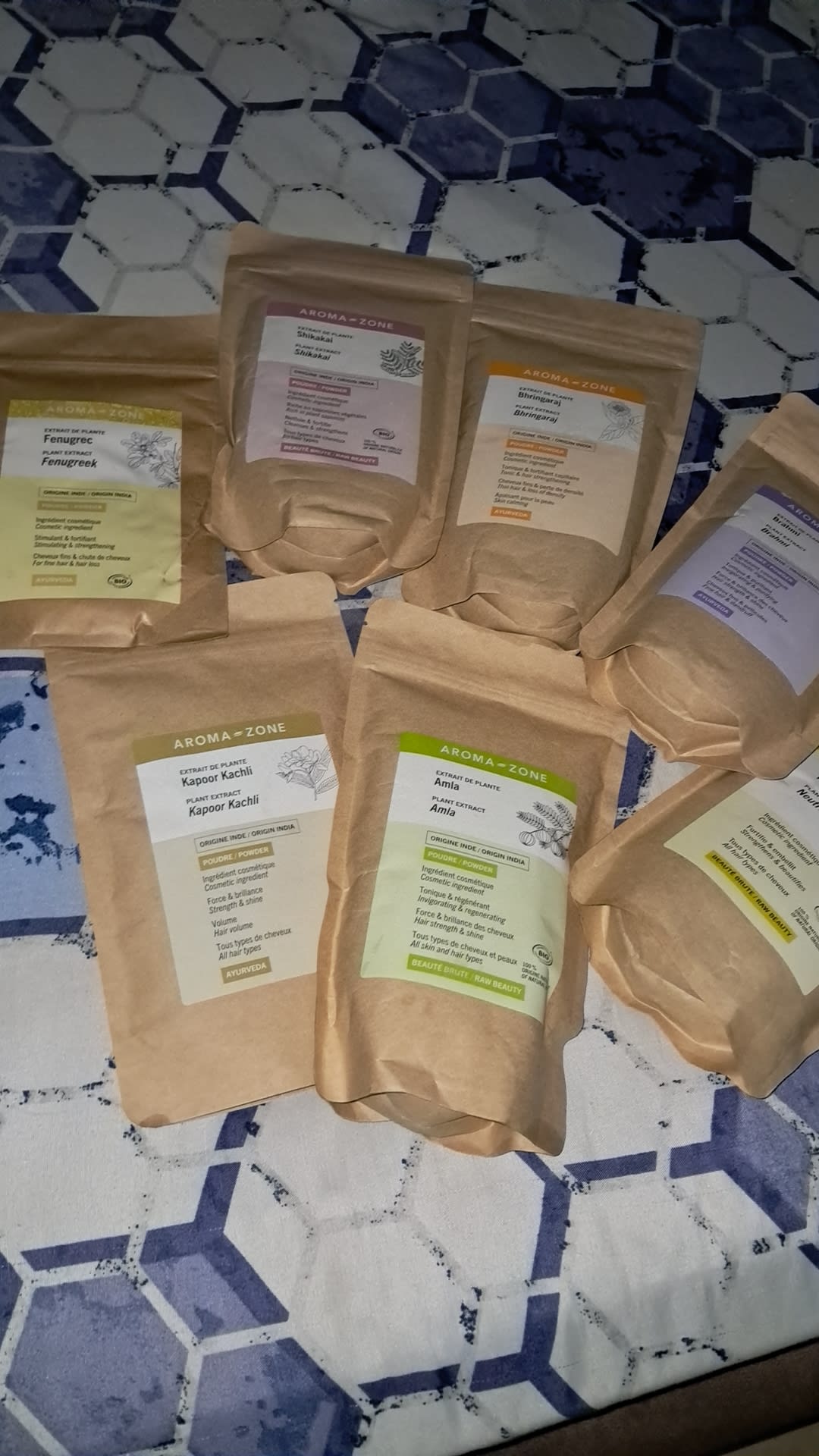 🌿 Poudres Naturelles pour Sublimer et Fortifier vos Cheveux ✨
