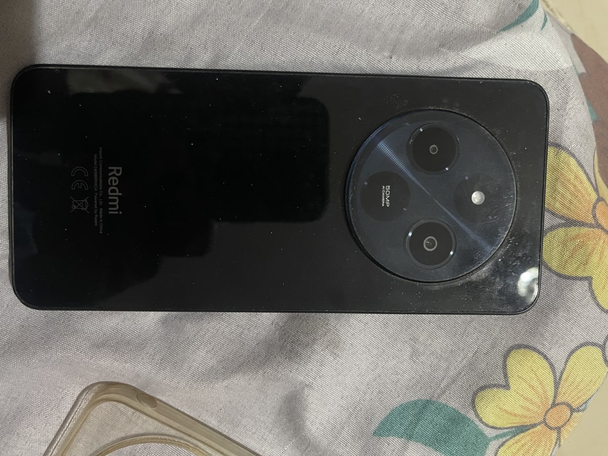 Redmi 14C 4Go/128Go, bon état, à saisir