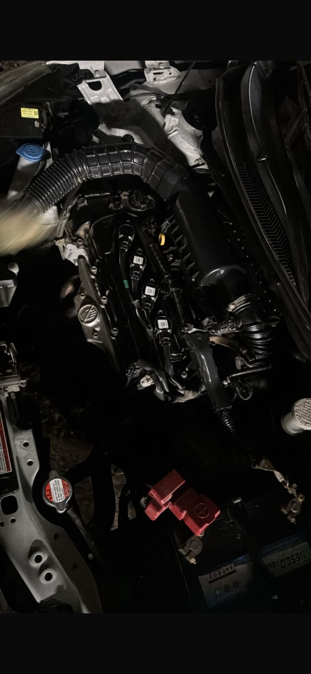 Suzuki Swift grise en excellent état, sans défaut