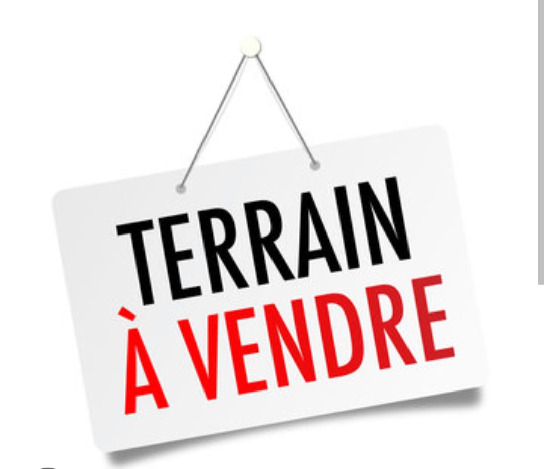 Terrain double façade à vendre – Quartier 7, dossier complet