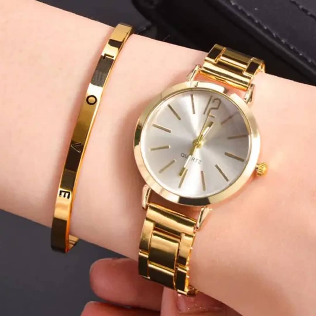 Élégante montre quartz argentée pour femme