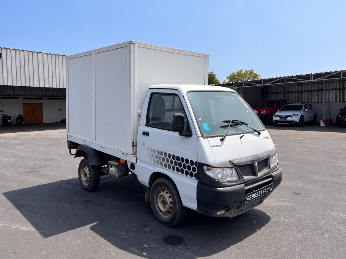 Piaggio Porter diesel avec caisse alu verrouillable + véhicule bonus