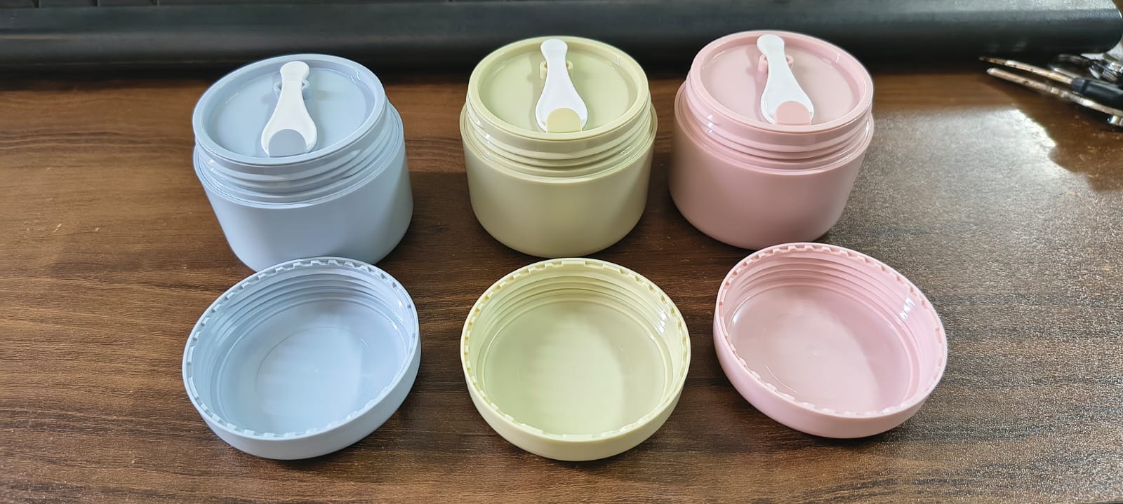 Matte Cosmetic Empty Jar with Spoon Screw Cap