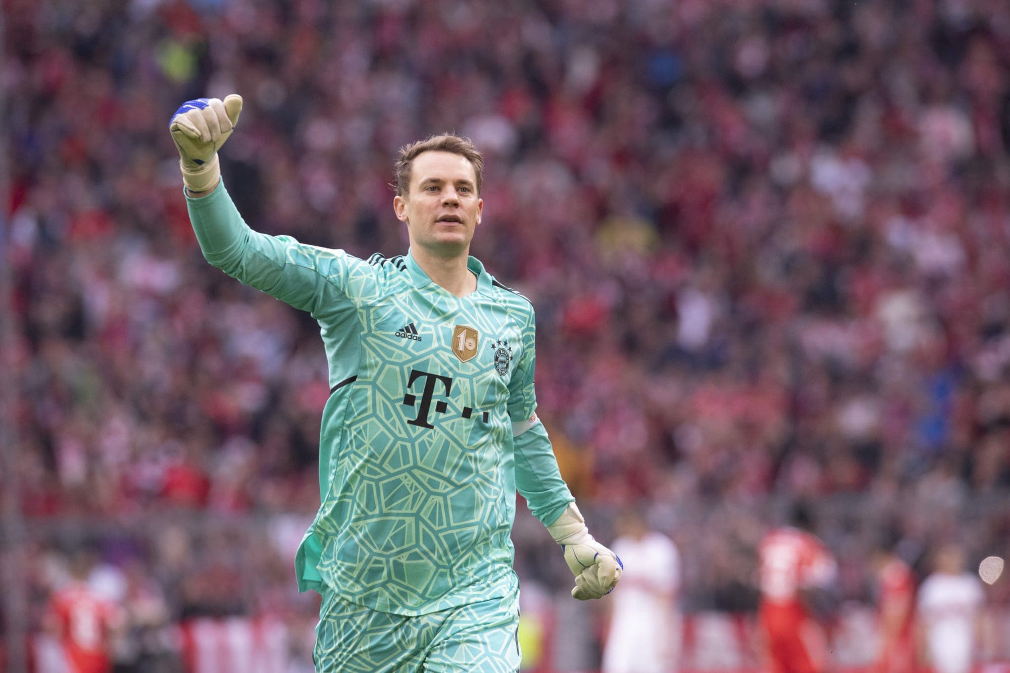 The Week in Goalkeeping 22: World Cup 'keepers make history, crisis deepens at Sheffield Wednesday, Neuer breaks another record, and more