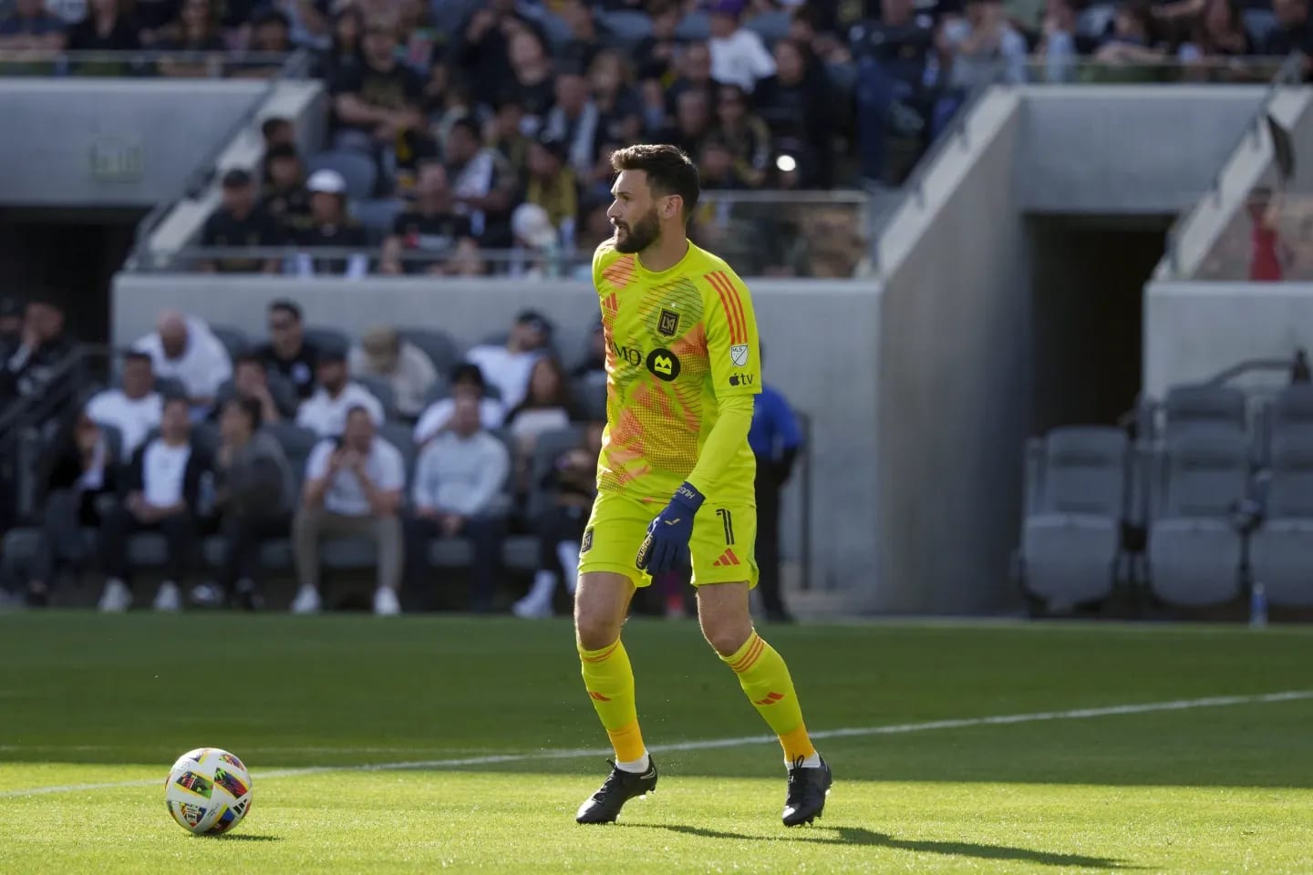 The Week in Goalkeeping 27: Lloris extends Los Angeles stay, Wolves in market for goalkeeper, and more