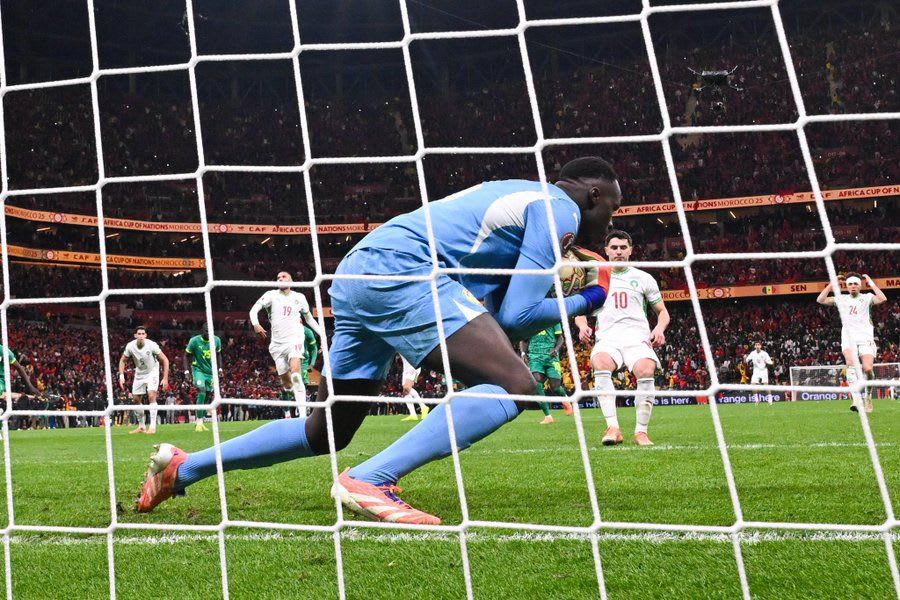 The Week in Goalkeeping 29: a failed panenka, AFCON victory for Mendy, and more