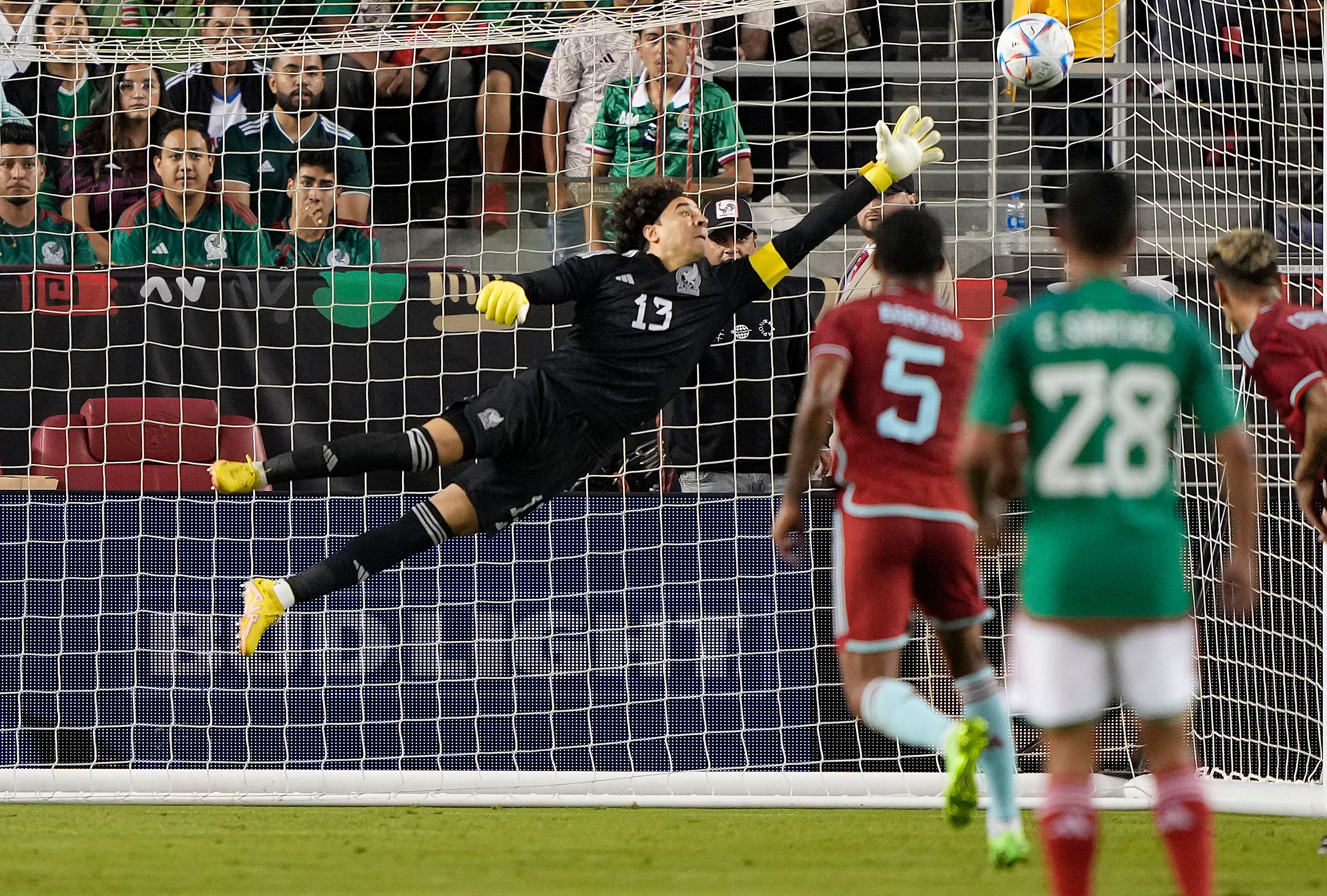 Guillermo Ochoa Mexico Goalkeeper.com