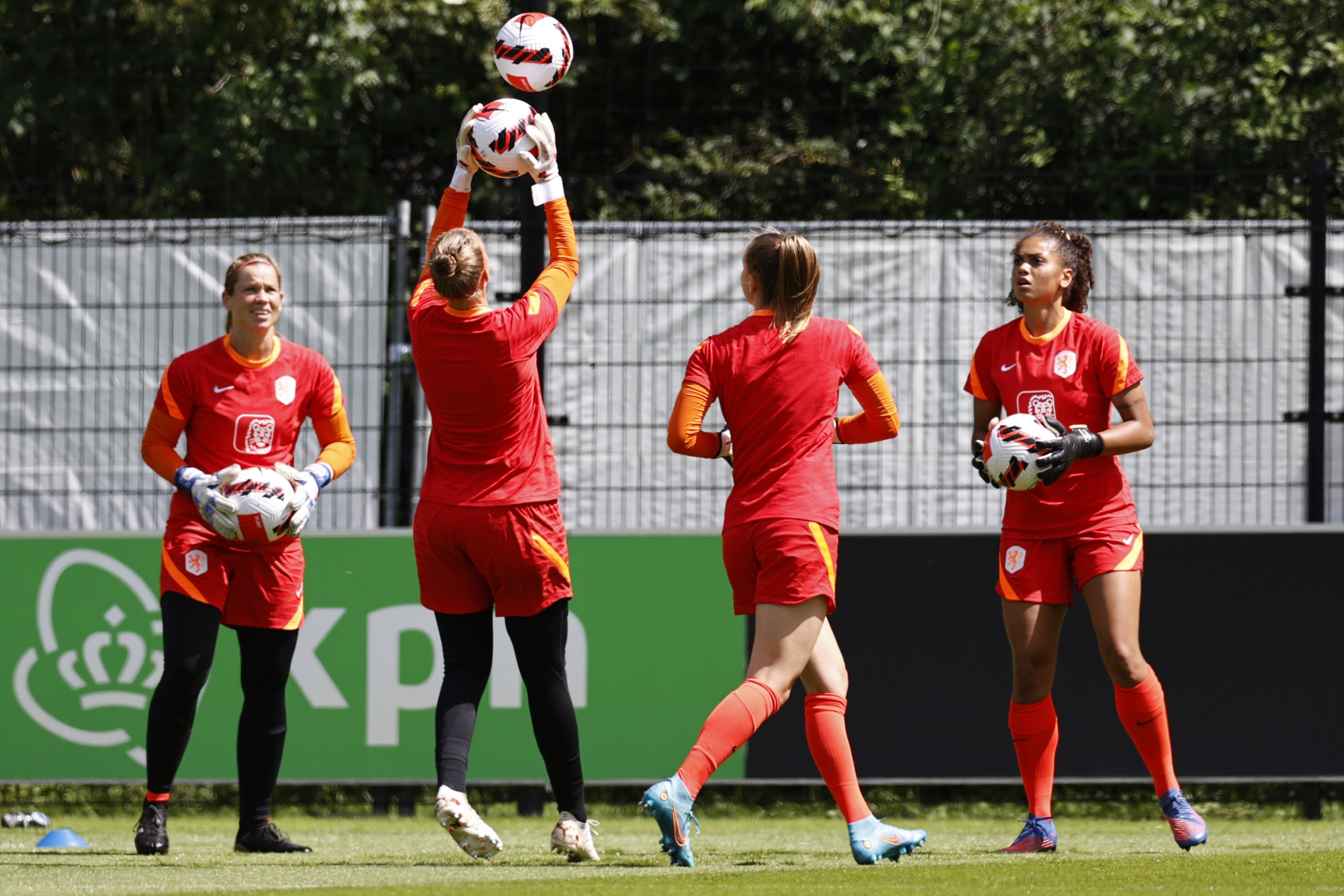 How Can We Increase The Number Of Female Goalkeeper Coaches?