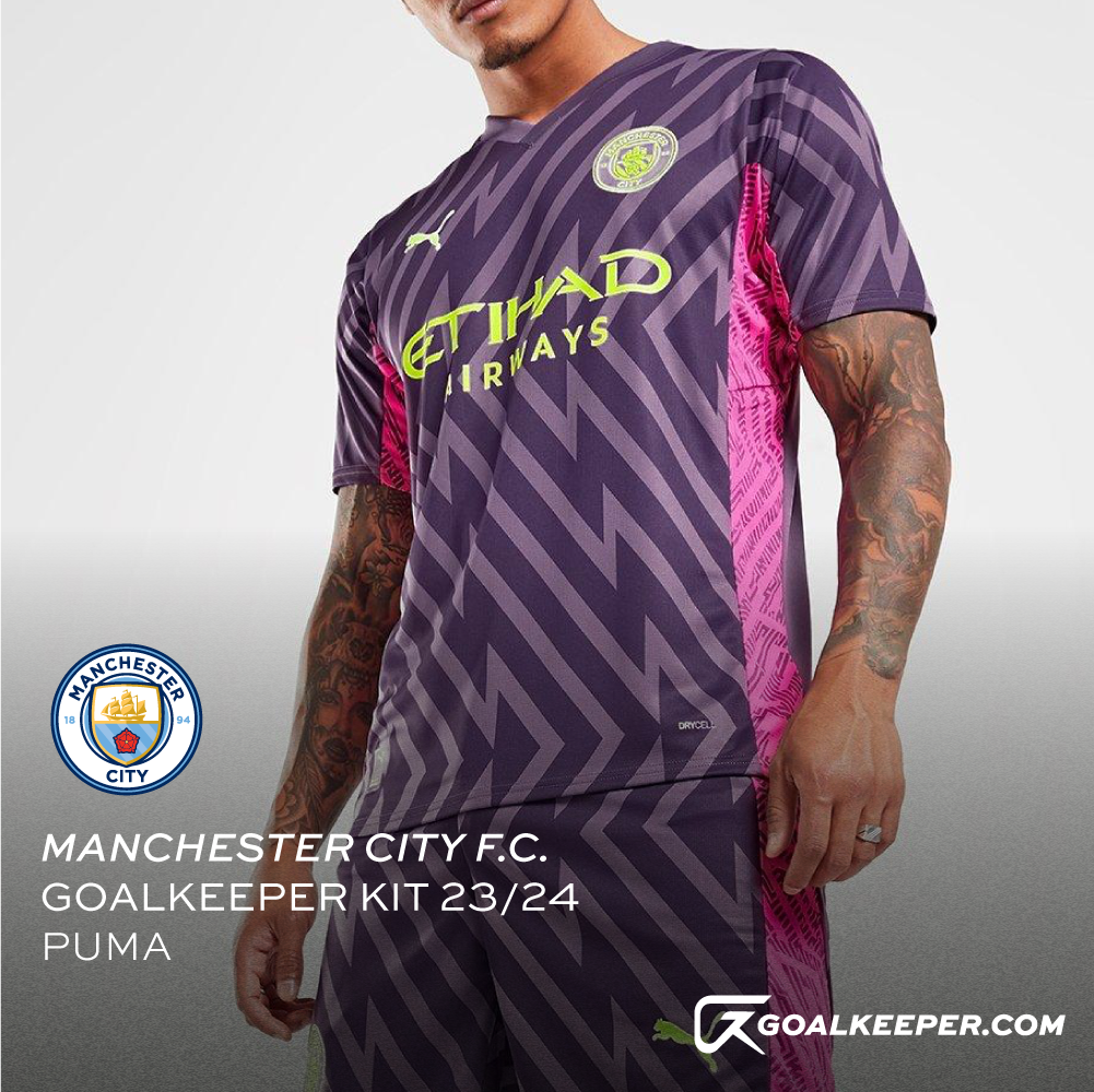 Man City 2 Catwalk 23-24.png