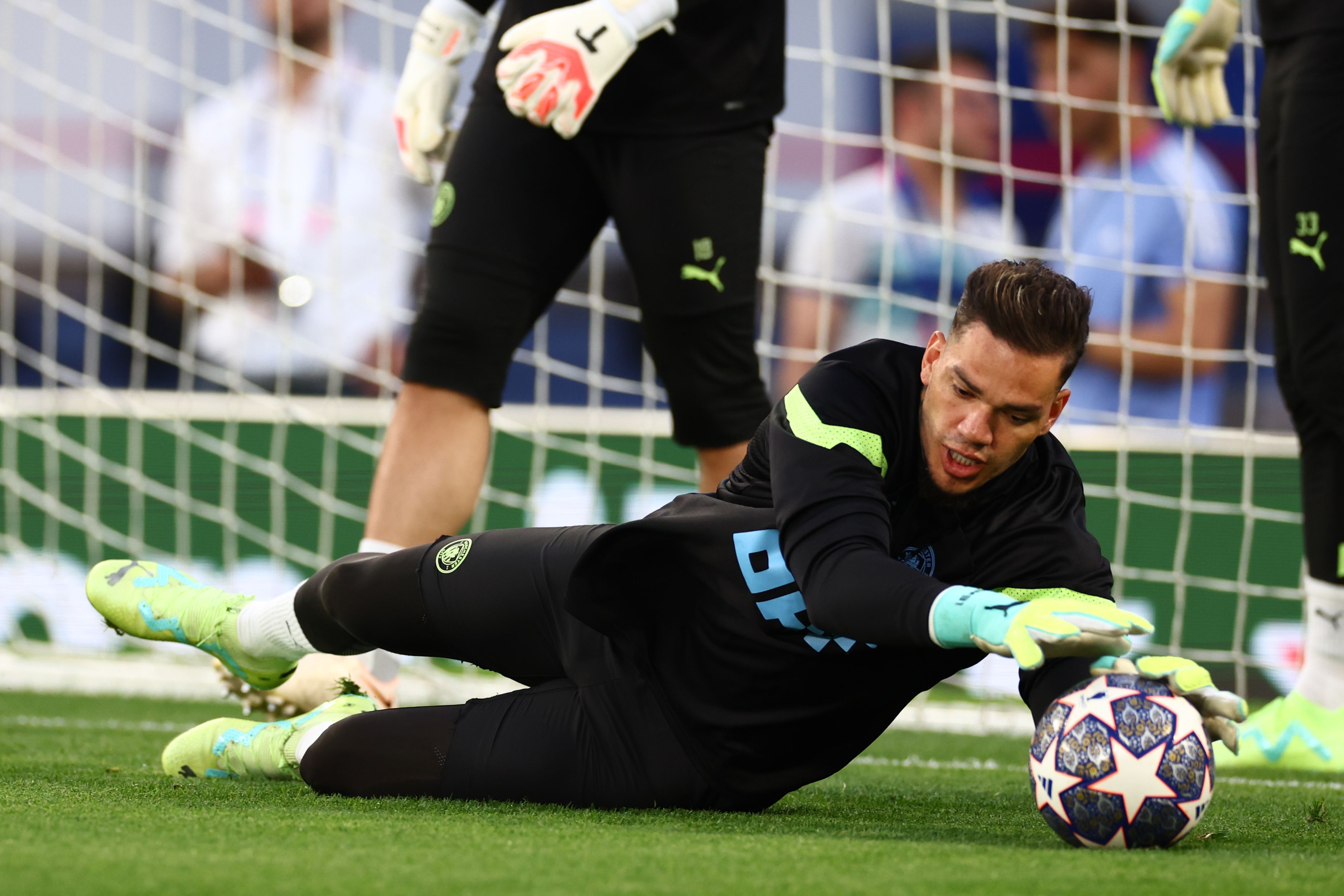 Ederson UCl 2.jpg