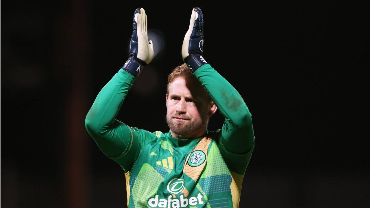 Schmeichel injury reportedly threatens end of Premier League winner’s career