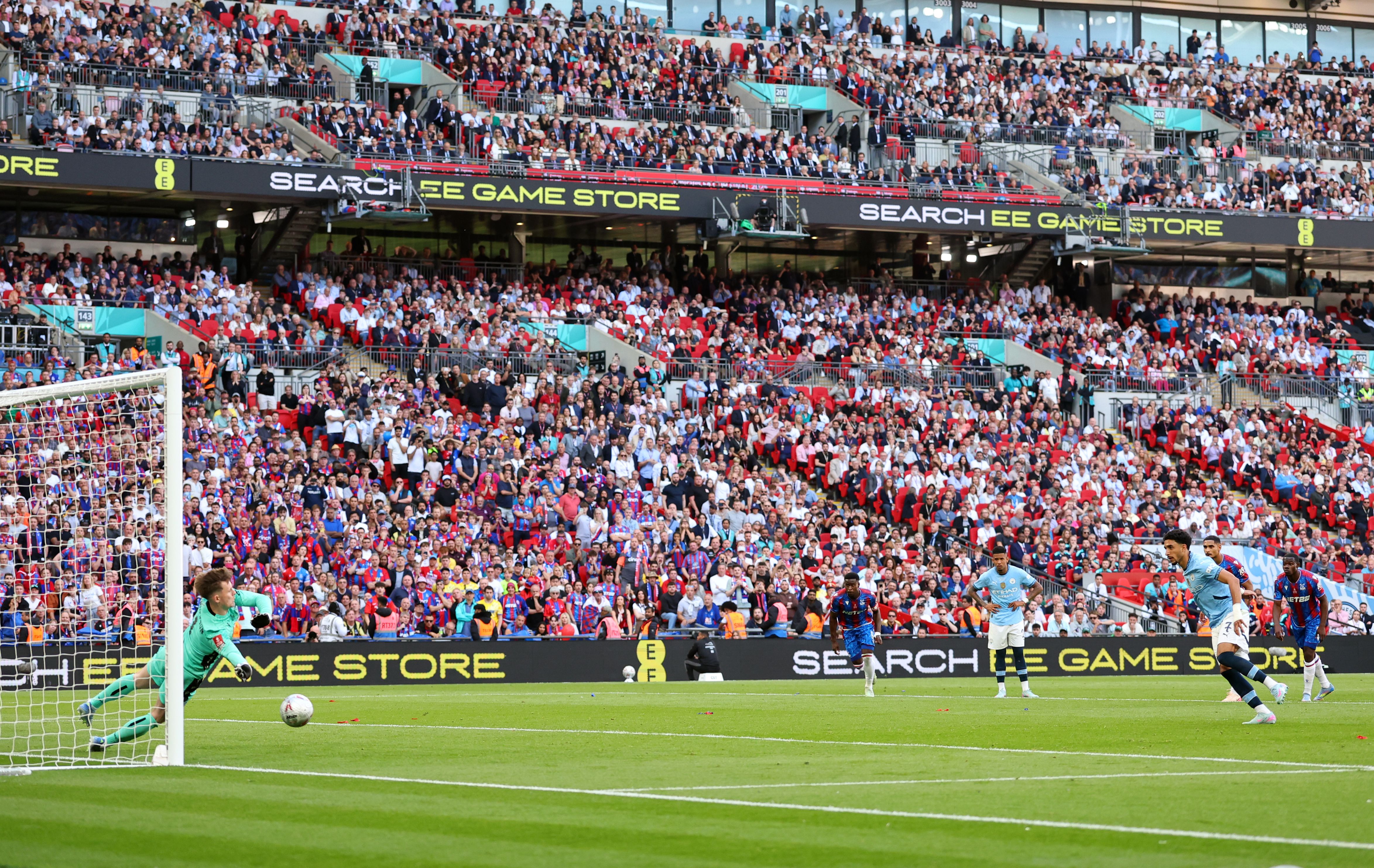 Dean Henderson FA Cup Penalty Save 2.jpg